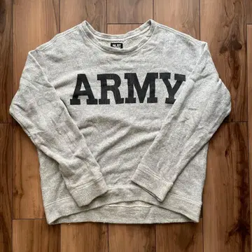 NLST ARMY 그레이 맨투맨 라클래스 베이크루즈