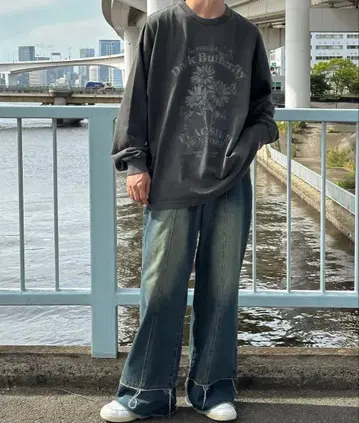 다크 그레이 오버 사이즈 긴팔 티셔츠