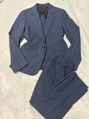아오야마 HILTON 수트 셋업 네이비 스트라이프 반안감