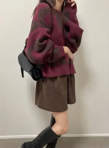 더블 페이스 자카드 로고 니트