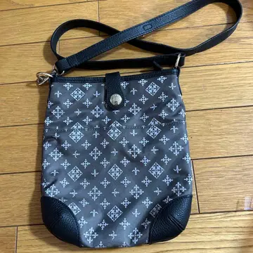 [ 새상품급 ] russet 숄더백 러셋