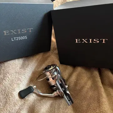 EXIST LT2500S 스피닝 릴