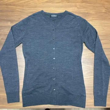 JOHN SMEDLEY 그레이 가디건 M 사이즈