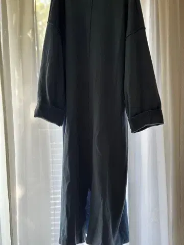 제네시스 롱 니트 원피스