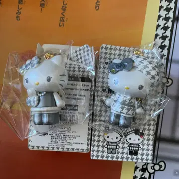 헬로키티 흑백 걸리시 시크릿 마스코트 참 미미 세트