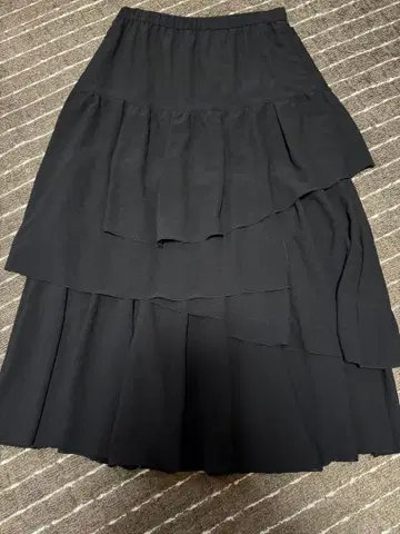 23구 블랙 3층 플레어 롱 스커트