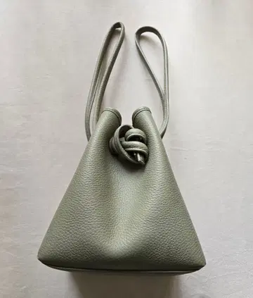 BY 별주 컬러 VASIC BOND MINI 숄더 페일 그린