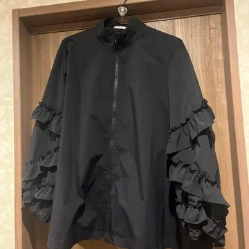 소노 프릴 장식 네이비