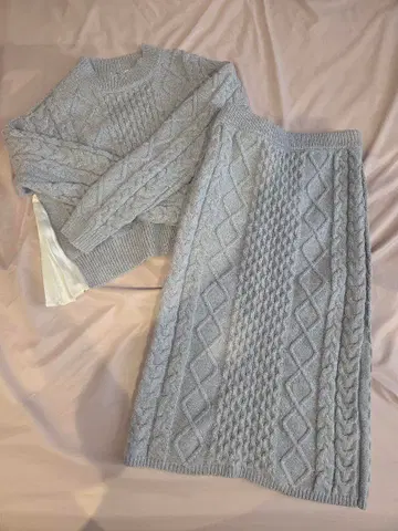 머큐리 듀오 그레이 케이블 짜임 니트 셋업