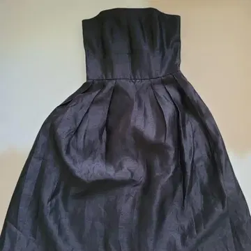 블랙 베어탑 세미롱 포멀 드레스