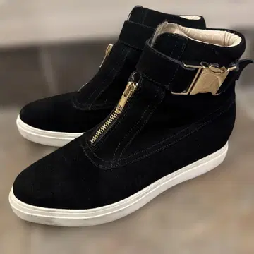 블랙 스웨이드 하이컷 스니커즈