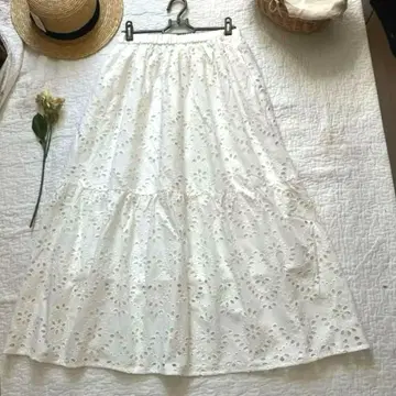 새상품 사만사 모스모스 sm2 컷워크 레이스 캉캉 스커트*페치용으로도