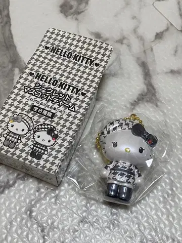 헬로키티 하운드투스 체크 패턴 키링 시크릿 마스코트 참