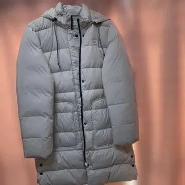 SWITCH MOTION 후드 부착 다운 자켓