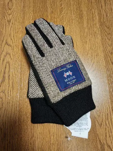 [ 택 포함 미사용 새상품 ] SHIPSMOON 헤링본 장갑 베이지/블랙
