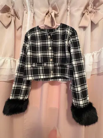 INGNI 체크 무늬 퍼 포함 셋업