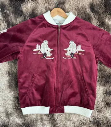 알래스카 자수 스카잔 버건디