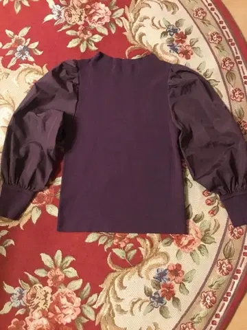 스트로베리 필드 니트탑 긴팔