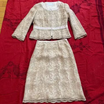 FRANCO FERRARI 베이지 계열 세레모니 셋업 S 사이즈