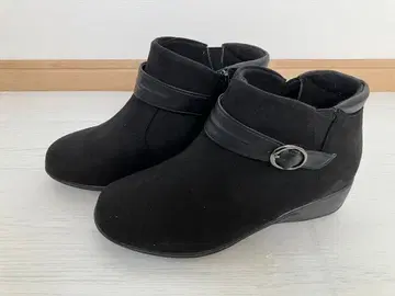 블랙 사이드 지퍼 부티