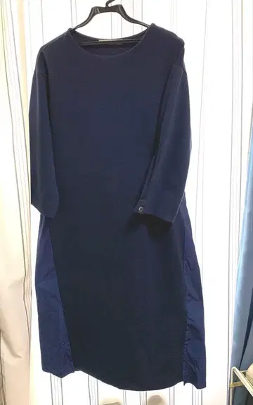 GALLARDAGALANTE (개럴개런트) 네이비 원피스