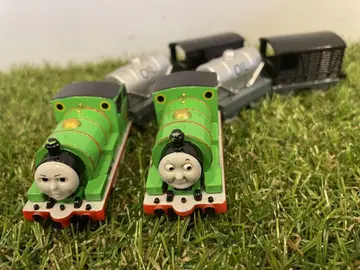 토마스 토미카 퍼시 2대 세트 화차 포함