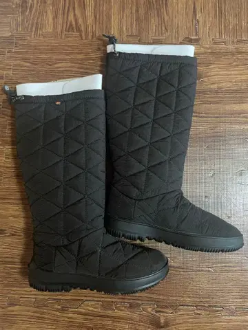 BOGS 보그스 퀼팅 스노우 부츠 블랙 23.0cm