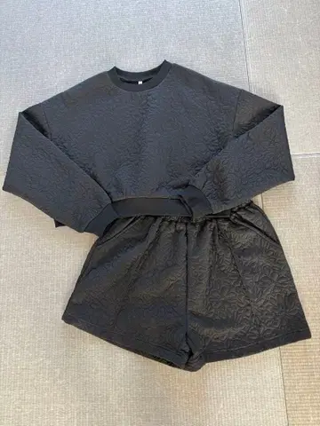 coca 코카 블랙 꽃무늬 퀼팅 셋업 M 사이즈