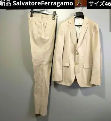 새상품 ITALY SalvatoreFerragamo 베이지 수트 46M