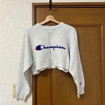Champion 크롭 트레이닝복