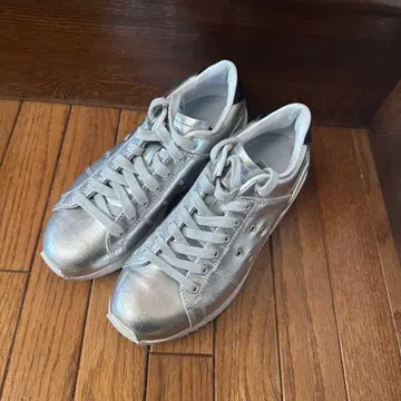 오니츠카타이거 스니커즈 실버 23