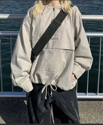 sedacle 배색 스티치 아노락 후드티