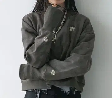 HARE 포인트 슈 맨투맨