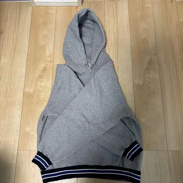 GU 그레이 후드 부착 후드 맨투맨