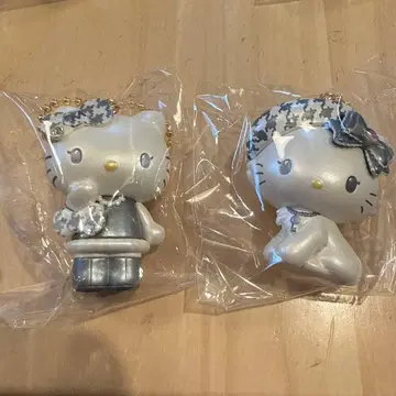 헬로키티 키링 하운드투스 체크 패턴 흑백 걸리시 쌍둥이 2개 세트