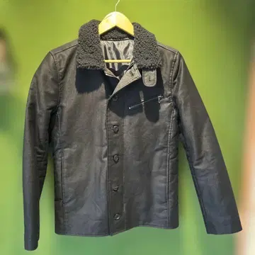 Magine 보아 카라 부착 자켓 블랙