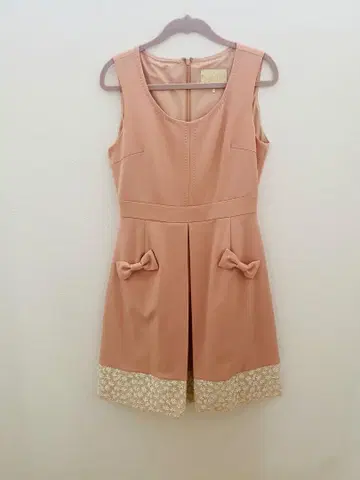 [ 새상품급 ] chesty 핑크 슬리브리스 원피스 사이즈 0