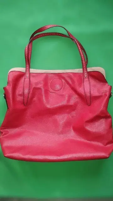 빨간색 합성 피혁 토트백 외 포켓 부착