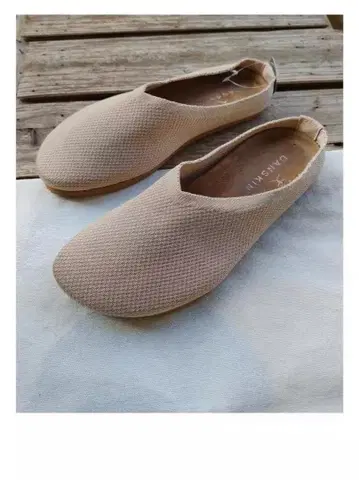 베이지 메쉬 슬립온