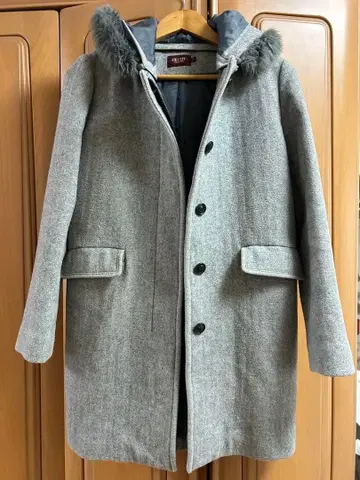 DECOY 퍼 달린 울 코트