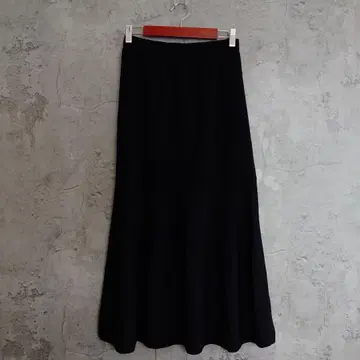 그린 라벨 릴랙싱 니트 하이 게이지 페플럼 캉캉 스커트