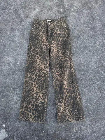 [남녀고용] y2k archive vintage 레오파드 무늬 데님