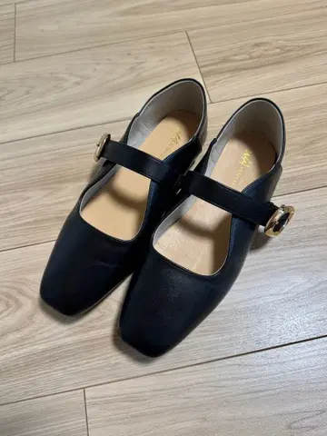 ORiental TRaffic 부드러운 스트랩 플랫 펌프스 블랙 40