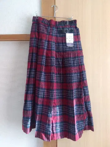 새상품 린넬 게재 상품 체크 플리츠 스커트