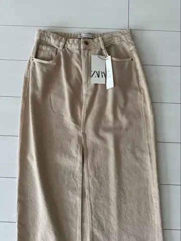 ZARA 베이지 스트레이트 데님 스커트