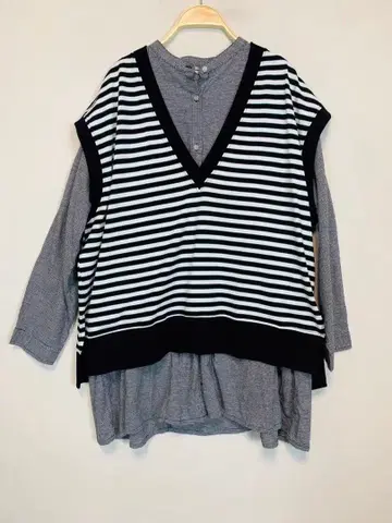 스트라이프 V넥 베스트 긴팔