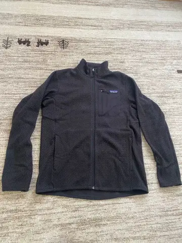 파타고니아 R1 에어 자켓 금기 모델 미사용 새상품