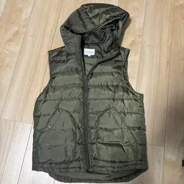 URBAN RESEARCH 후드 부착 다운 베스트 M 올리브