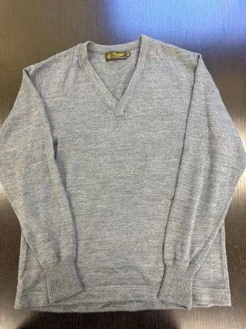 FREEWHEELERS V넥 스웨터