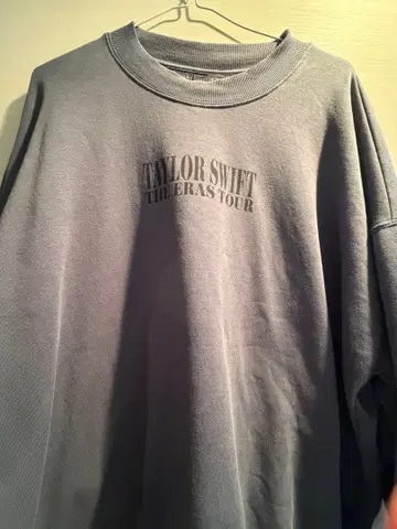 Taylor Swift The Eras Tour 맨투맨 L 사이즈